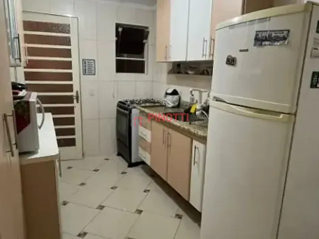 Casa 2 quartos e 2 banheiros, à venda, no bairro Jardim Lavínia em São Bernardo do Campo