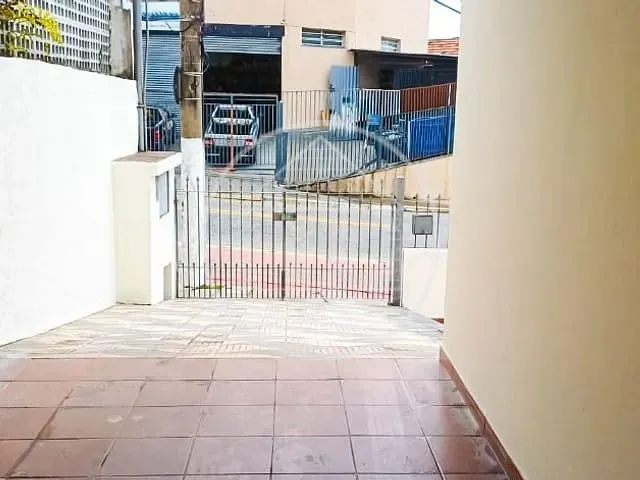 Casa com 250m² 2 quartos e 2 banheiros, à venda, no bairro Interlagos em São Paulo