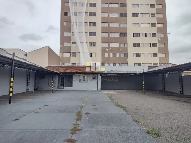 Casa com 600m² 1 quarto e 2 banheiros, à venda, no bairro Centro em Sumaré