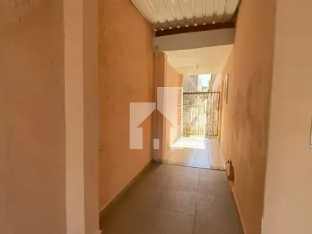 Casa com 324m² 3 quartos e 1 banheiro, à venda, no bairro Ponte de São João em Jundiaí