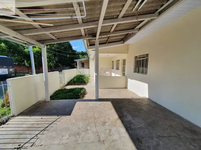 Casa 2 quartos e 1 banheiro, para alugar, no bairro Portão em Curitiba