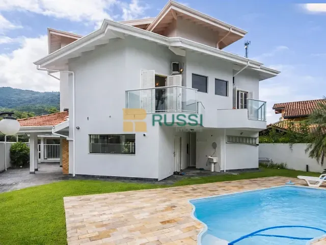 Casa 4 quartos e 4 banheiros, à venda, no bairro Tabatinga em Caraguatatuba
