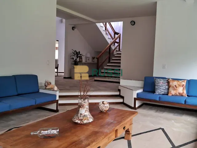 Casa 4 quartos e 4 banheiros, à venda, no bairro Tabatinga em Caraguatatuba