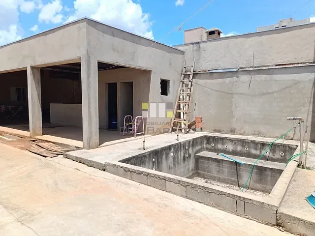 Casa com 250m² 2 quartos e 1 banheiro, à venda, no bairro Jardim Consteca em Sumaré