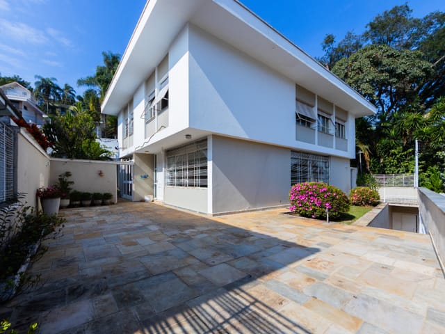 Foto do Casa - Casa para venda em Pacaembu com 3 quartos, sendo 1 suíte , 384m² | Correteria Imóveis