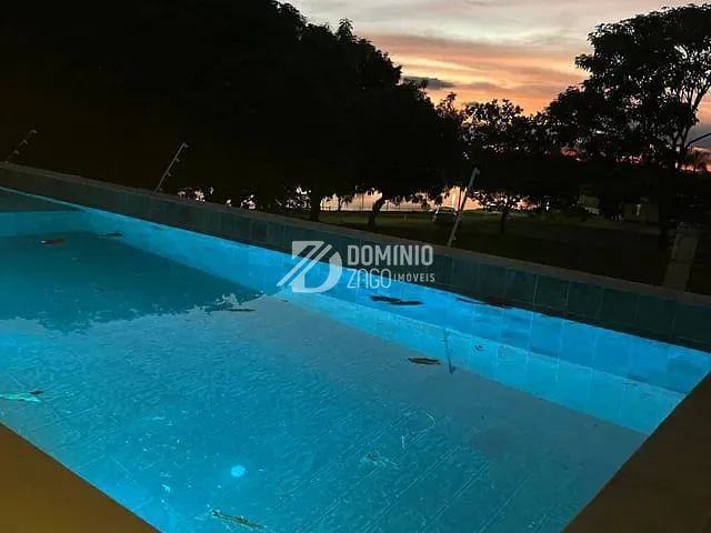 Casa 4 quartos e 4 banheiros, à venda, no bairro Jockey Park II em Uberaba