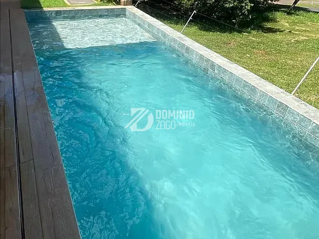 Casa 4 quartos e 4 banheiros, à venda, no bairro Jockey Park II em Uberaba