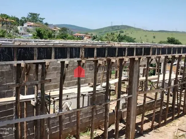 Casa com 1054m² 2 quartos e 3 banheiros, à venda, no bairro Borba em Pindamonhangaba