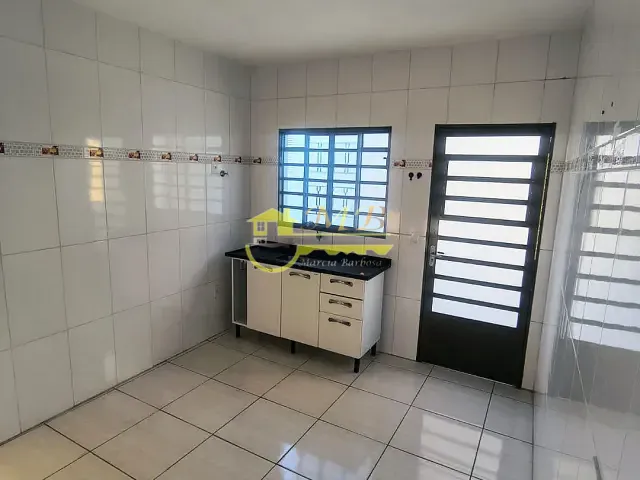 Casa 2 quartos e 1 banheiro, para alugar, no bairro Recanto do Sol II em Campinas