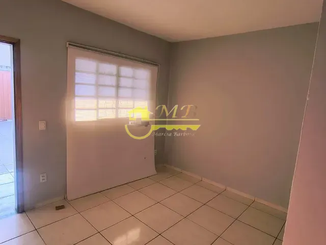 Casa 2 quartos e 1 banheiro, para alugar, no bairro Recanto do Sol II em Campinas