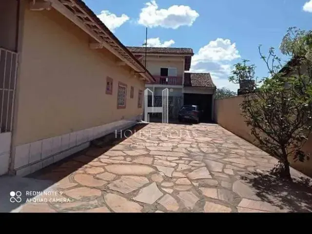 Casa com 522m² 4 quartos e 2 banheiros, à venda, no bairro Setor Sudoeste em Goiânia