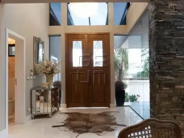 Casa com 1045m² 4 quartos e 6 banheiros, à venda, no bairro Guanabara em Londrina