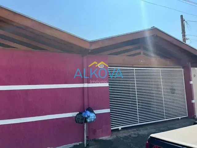 Casa com 300m² 3 quartos e 2 banheiros, à venda, no bairro Conjunto Residencial Galo Branco em São José dos Campos