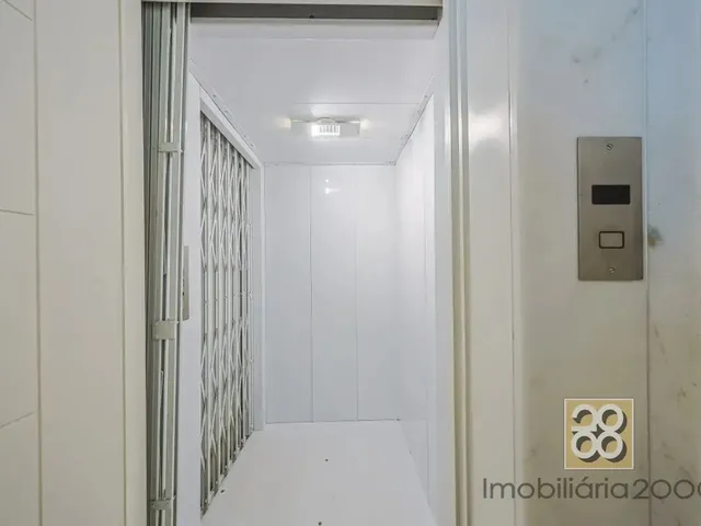 Casa 3 quartos e 3 banheiros, à venda, no bairro Alto Da Xv em Curitiba