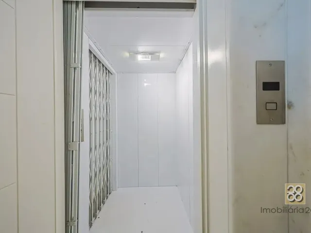 Casa 3 quartos e 6 banheiros, à venda, no bairro Alto da Glória em Curitiba