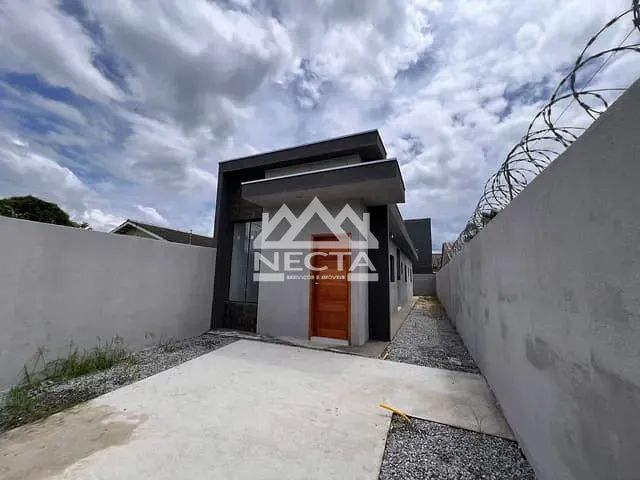 Casa com 150m² 2 quartos e 2 banheiros, à venda, no bairro Balneário Recanto do Sol em Caraguatatuba