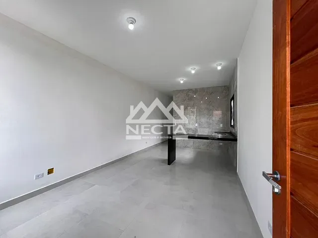 Casa com 150m² 2 quartos e 2 banheiros, à venda, no bairro Balneário Recanto do Sol em Caraguatatuba