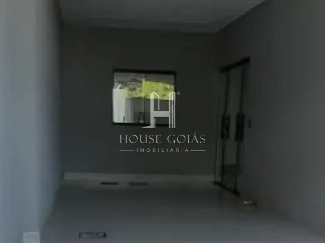 Casa com 180m² 2 quartos e 2 banheiros, à venda, no bairro Residencial Flor do Ipê I em Senador Canedo