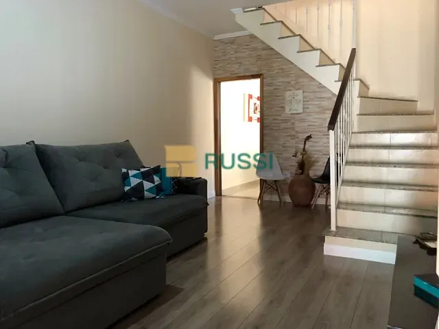Casa com 250m² 3 quartos e 2 banheiros, à venda, no bairro Jardim Alvorada em São José dos Campos