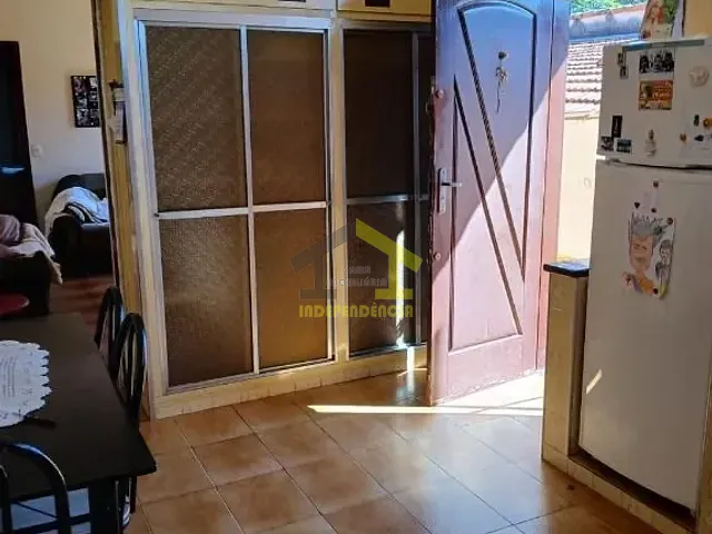 Casa com 125m² 2 quartos e 1 banheiro, à venda, no bairro Núcleo Residencial Doutor Luiz de Mattos Pimenta em Itatiba
