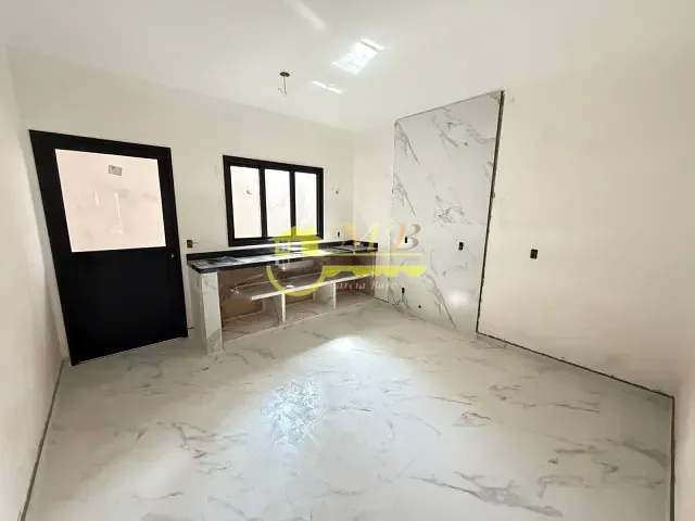 Casa 2 quartos e 1 banheiro, para alugar, no bairro Residencial Cittá di Salerno em Campinas