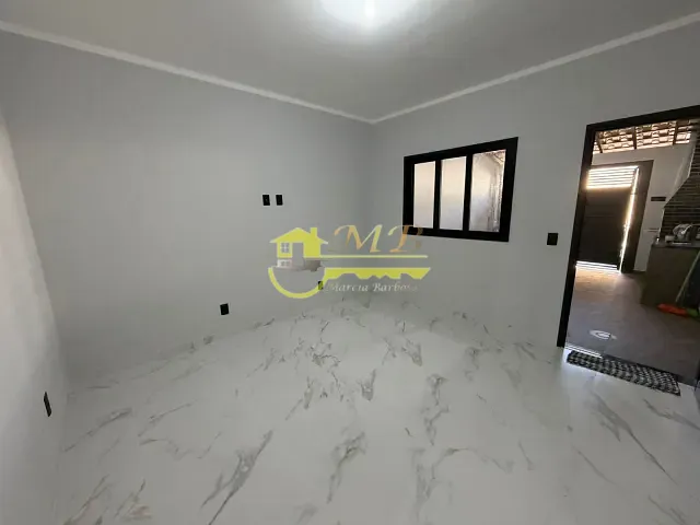 Casa 2 quartos e 1 banheiro, para alugar, no bairro Residencial Cittá di Salerno em Campinas