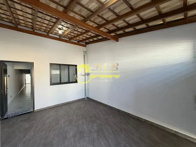 Casa 2 quartos e 1 banheiro, para alugar, no bairro Residencial Cittá di Salerno em Campinas