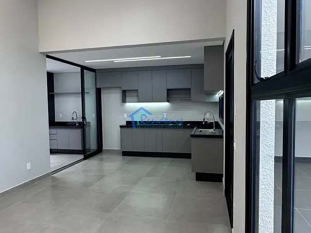 Casa com 157m² 3 quartos e 2 banheiros, à venda, no bairro Jardim Bom Sucesso em Indaiatuba