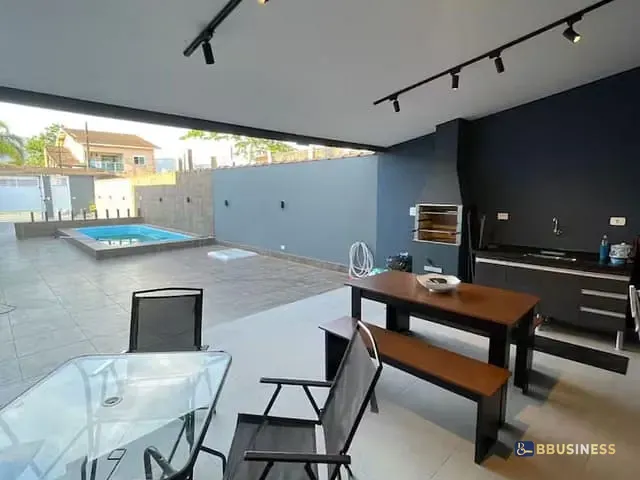 Casa 2 quartos e 2 banheiros, à venda, no bairro Maitinga em Bertioga