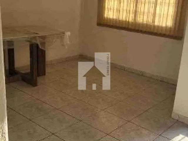 Casa com 60m² 1 quarto e 2 banheiros, à venda, no bairro Jardim Petrópolis em Jundiaí