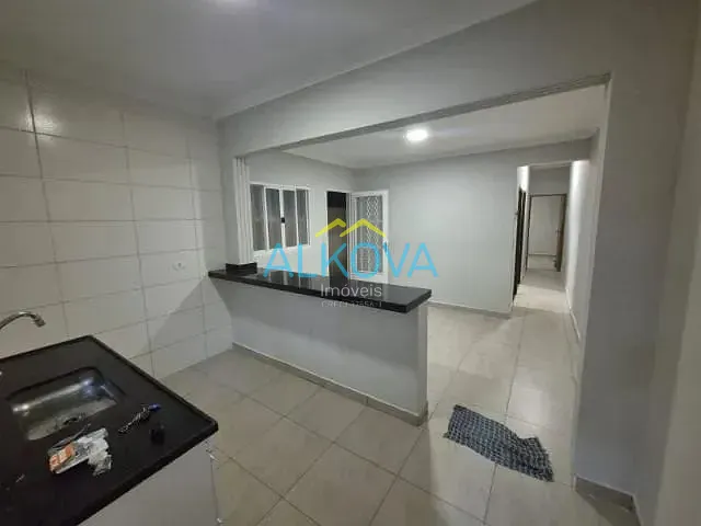 Casa com 150m² 2 quartos e 1 banheiro, à venda, no bairro Cidade Morumbi em São José dos Campos