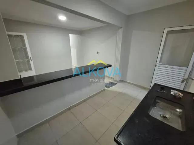 Casa com 150m² 2 quartos e 1 banheiro, à venda, no bairro Cidade Morumbi em São José dos Campos