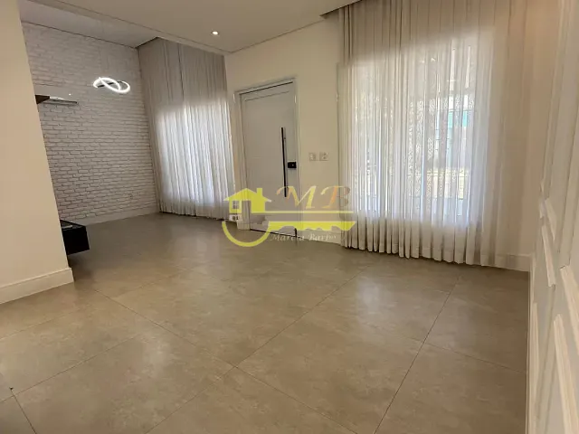 Casa 3 quartos e 3 banheiros, à venda, no bairro Jardins do Império em Indaiatuba
