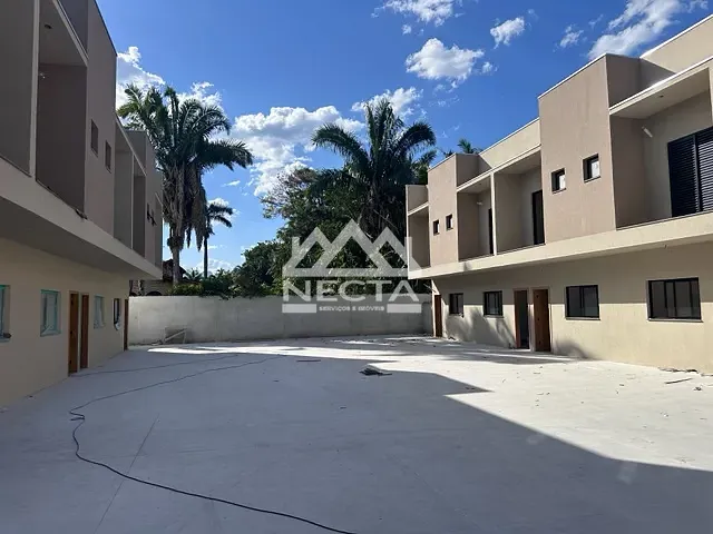 Casa com 119m² 2 quartos e 3 banheiros, à venda, no bairro Jardim Brasil em Caraguatatuba