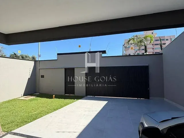 Casa com 290m² 3 quartos e 3 banheiros, à venda, no bairro Jardim América em Goiânia