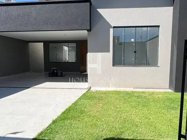 Casa com 290m² 3 quartos e 3 banheiros, à venda, no bairro Jardim América em Goiânia