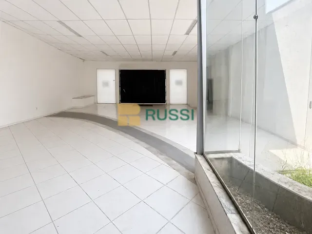 Casa à venda, no bairro Bosque dos Eucaliptos em São José dos Campos