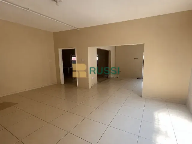 Casa à venda, no bairro Bosque dos Eucaliptos em São José dos Campos