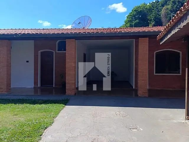 Casa com 736m² 3 quartos e 3 banheiros, à venda, no bairro Jardim Colonial em Jundiaí