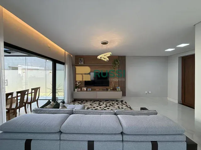 Casa com 473m² 3 quartos e 4 banheiros, à venda, no bairro Condomínio Residencial Alphaville II em São José dos Campos
