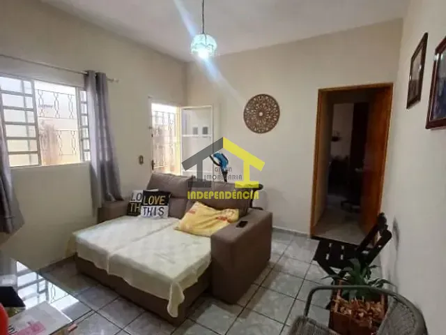 Casa com 125m² 2 quartos e 3 banheiros, para alugar, no bairro Loteamento Vila Real em Itatiba