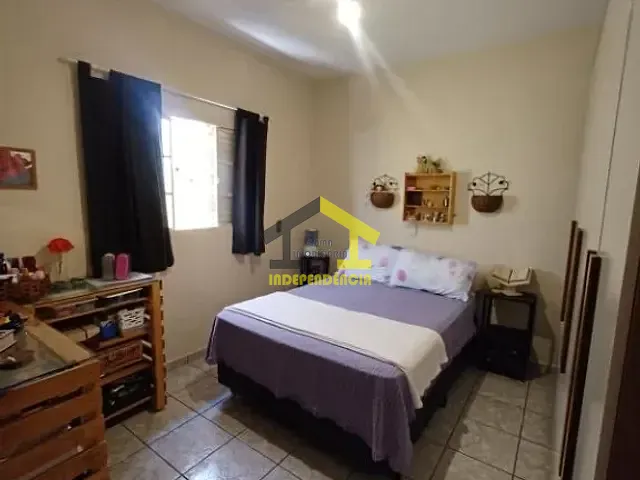 Casa com 125m² 2 quartos e 3 banheiros, para alugar, no bairro Loteamento Vila Real em Itatiba