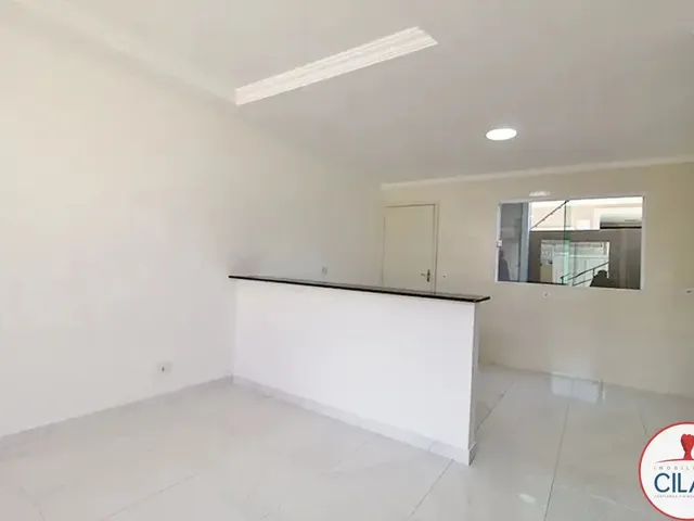 Casa 3 quartos e 4 banheiros, à venda, no bairro Alto Boqueirão em Curitiba