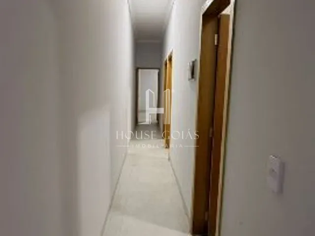 Casa com 180m² 3 quartos e 2 banheiros, à venda, no bairro Jardim Petrópolis em Goiânia
