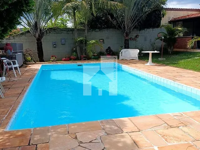 Casa com 1005m² 4 quartos e 3 banheiros, à venda, no bairro Parque da Fazenda em Itatiba