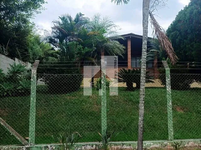 Casa com 1005m² 4 quartos e 3 banheiros, à venda, no bairro Parque da Fazenda em Itatiba