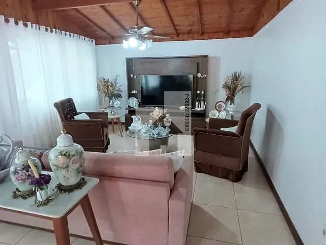 Casa com 1005m² 4 quartos e 3 banheiros, à venda, no bairro Parque da Fazenda em Itatiba