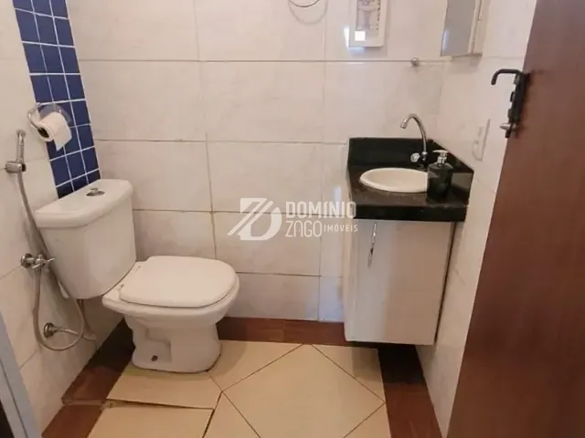 Casa com 840m², à venda, no bairro São Benedito em Uberaba
