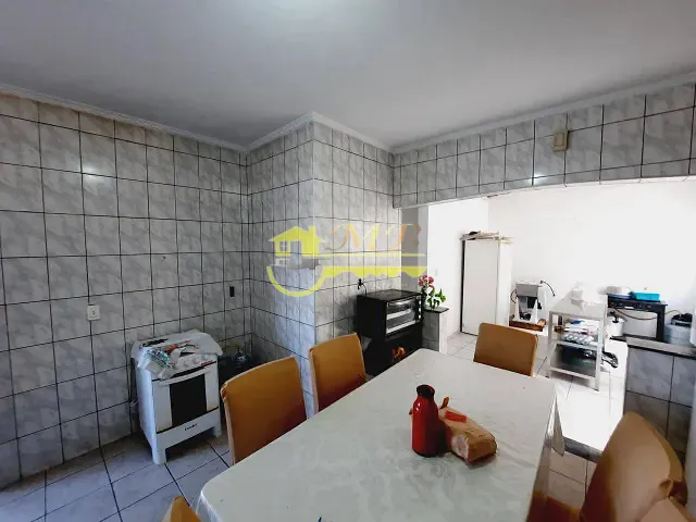 Casa 3 quartos e 2 banheiros, à venda, no bairro Jardim Aeroporto de Viracopos em Campinas