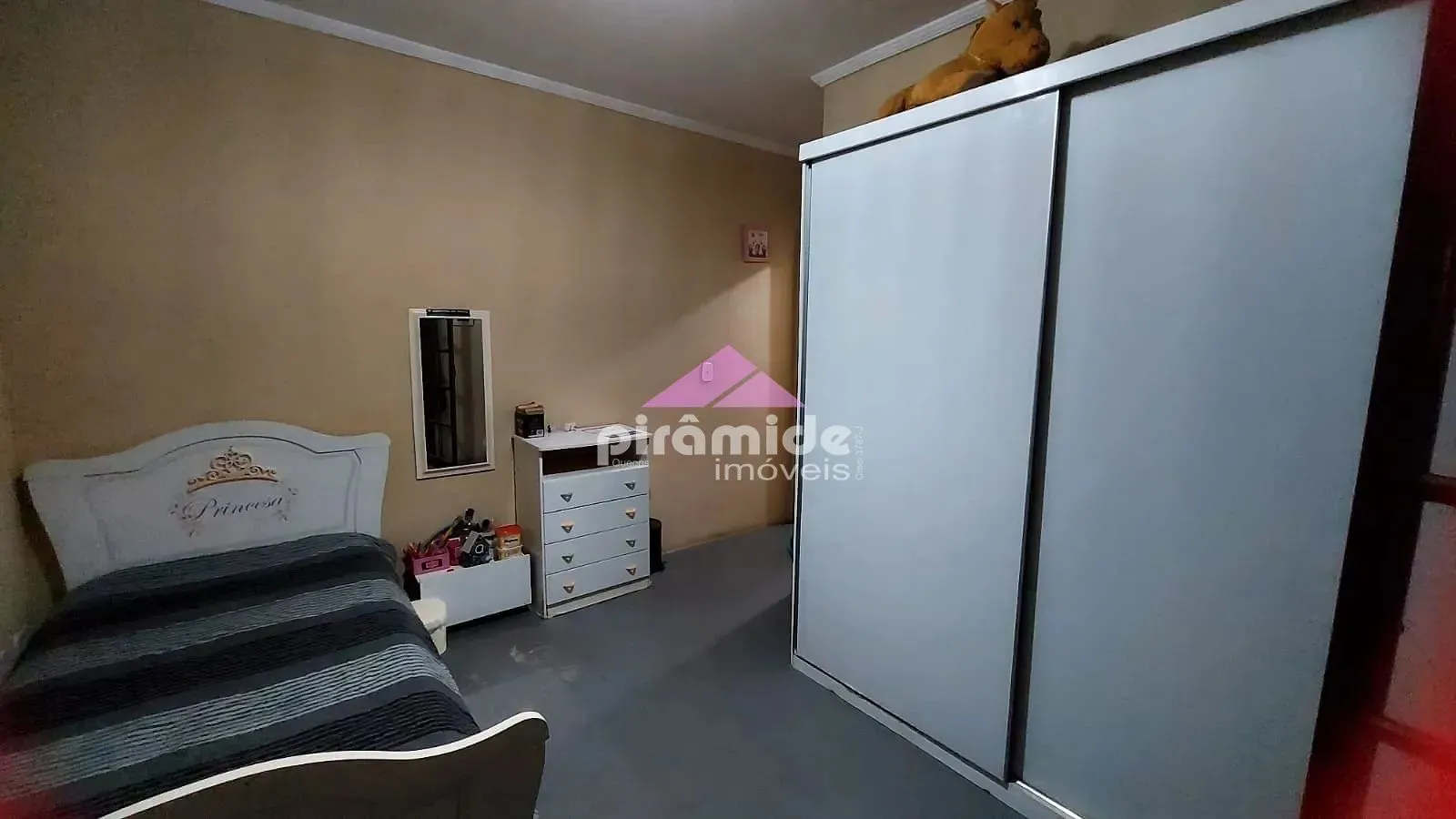 Casa, 3 quartos, 275 m² - Foto 8